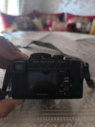 Lote 2 camere: Panasonic Lumix e Kodak