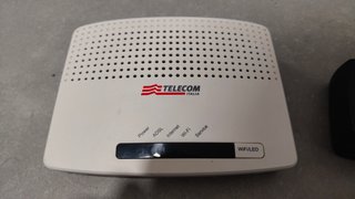 Modem Telecom ADSL2+ WiFi N Technicolor