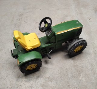 Tractor John Deere a pedales verde