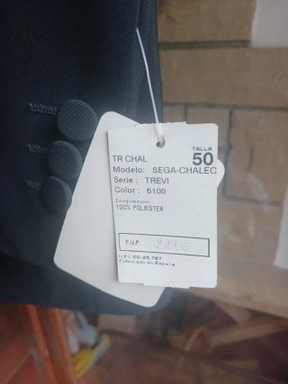 Traje negro talla 50,chaleco talla 50 Panatalon44