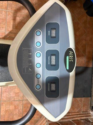 Plataforma vibratoria Airis FT201C