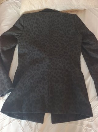 Blazer estampado animal print