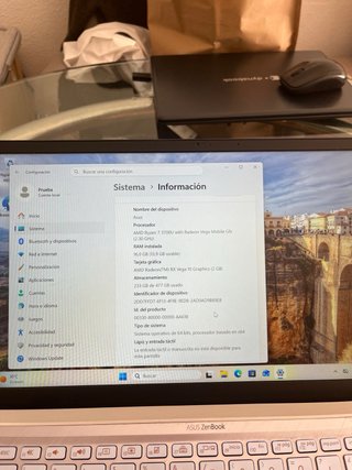 Asus Zenbook 14 Ryzen 7