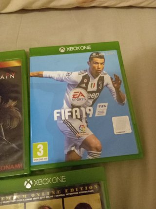 Xbox One Giochi: FIFA 19, GTA V, Spyro, Titanfall