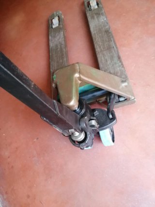 Traspaleta manual