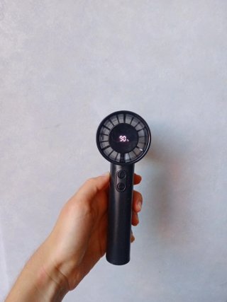 Ventilatore portatile ricaricabile nero