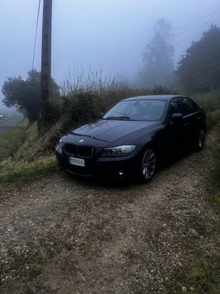 BMW Serie 3 320d E90