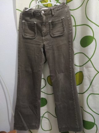 Pantalón marrón chocolate