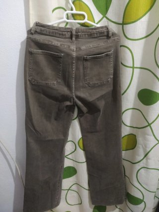 Pantalón marrón chocolate
