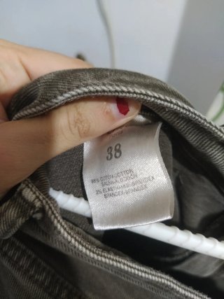 Pantalón marrón chocolate