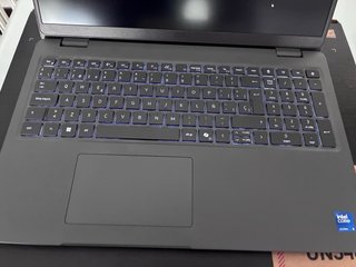 Portátil Dell Latitude 3550 512GB SSD