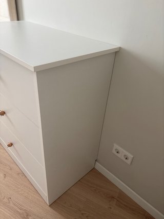Cómoda blanca