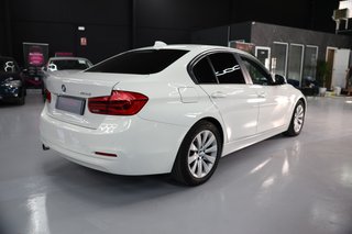 BMW Serie 3 318d 2017