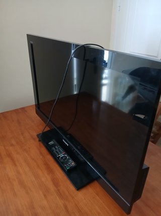Sony Bravia KDL-32BX300 TV