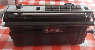 Radio Cassette Sanyo M1770F FM/AM
