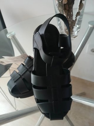 Sandalias cangrejeras niña negras