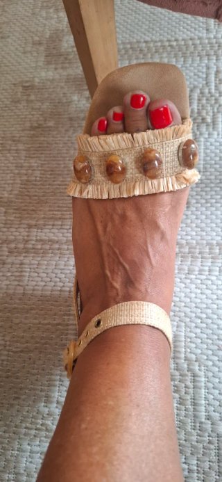 Sandalias cuña beige Alma Blue Talla 40