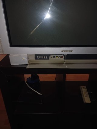 Televisor Panasonic Gris y Negro