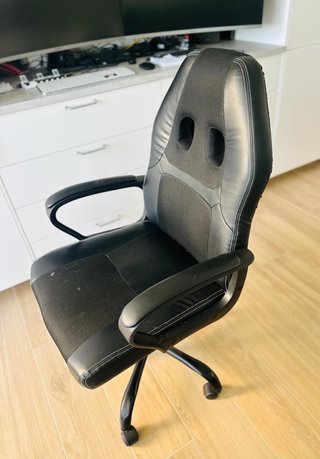 Silla de oficina/gaming con ruedas