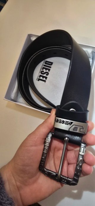 Cinturón Diesel Negro Hebilla Metálica