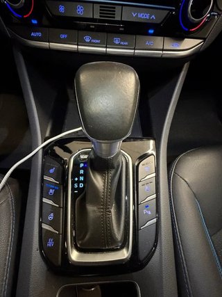 Hyundai Ioniq 1.6 GDI PHEV Style 104 kW (141 CV)