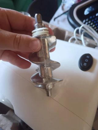 Picadora de carne Bluesky 600W nueva a estrenar