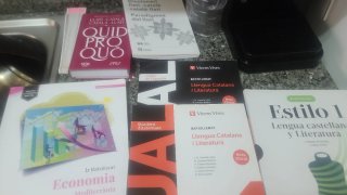 Libros de 1ro bachillerato,ies montbui