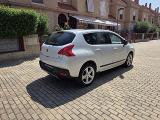 Peugeot 3008 Allure 1.6 HDI 112 FAP