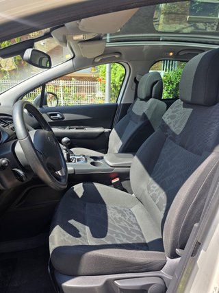 Peugeot 3008 Allure 1.6 HDI 112 FAP
