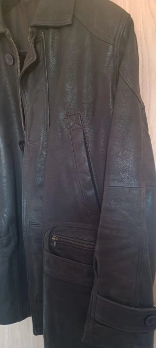 Chaqueta de cuero marrón