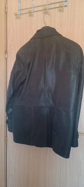 Chaqueta de cuero marrón