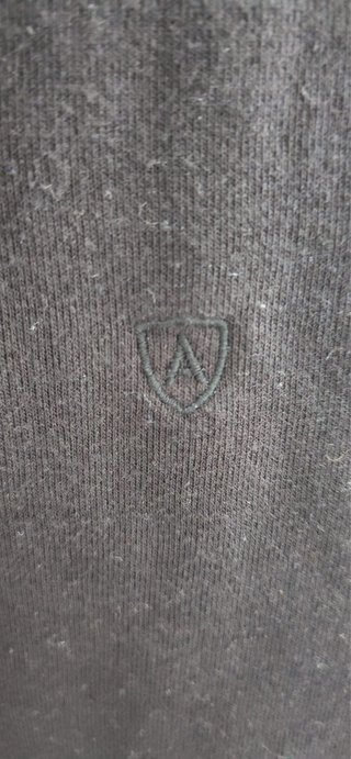 Sudadera Alvaro Moreno negra con capucha