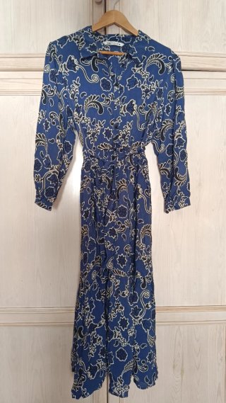 Vestido Zara azul estampado