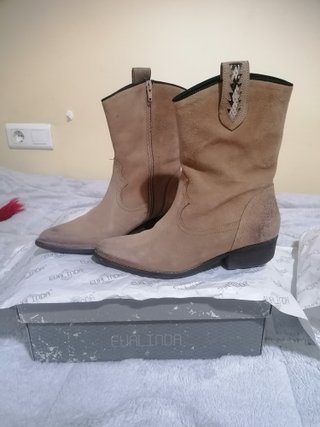 Botas piel 15€ + regalo