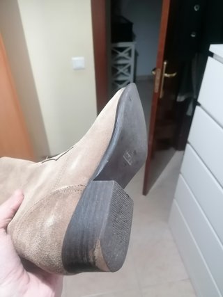 Botas piel 15€ + regalo