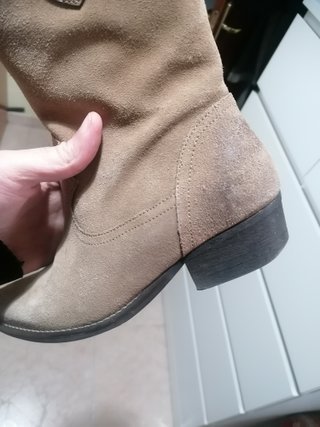 Botas piel 15€ + regalo