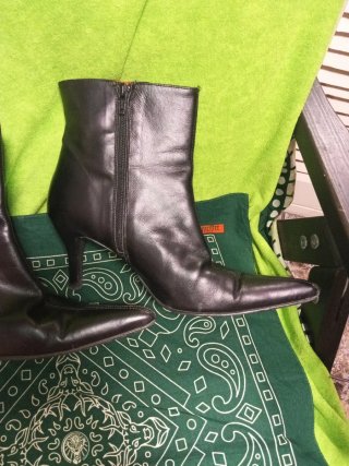 Botines de tacón negros