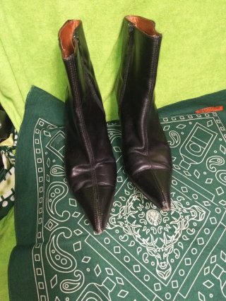 Botines de tacón negros