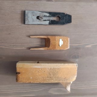 Cepillo de carpintero madera antiguo