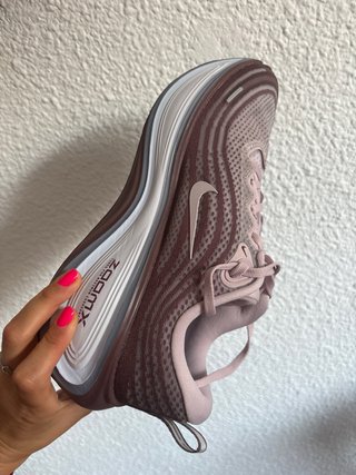 Zapatilla Nike Vomero Plus mujer talla 43