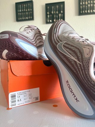 Zapatilla Nike Vomero Plus mujer talla 43