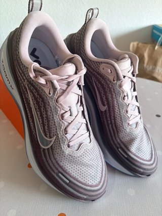 Zapatilla Nike Vomero Plus mujer talla 43