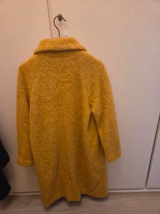 Abrigo Bimba y Lola amarillo talla S