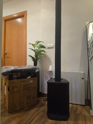 Alto TS108C - Altavoz 600W