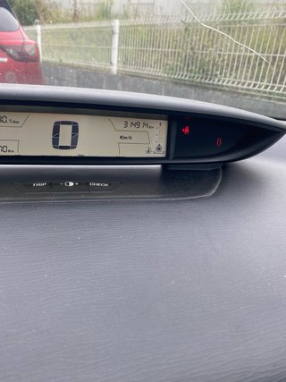 Citroen C4 sedan