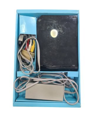 Nintendo Wii Negra con Caja y Accesorios