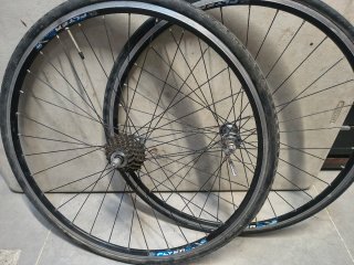 Grupo Shimano carretera 3x9v + ruedas