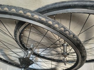 Grupo Shimano carretera 3x9v + ruedas