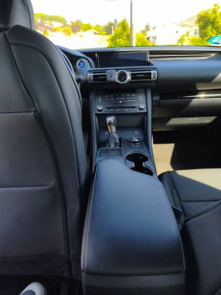 Lexus RC 300H Executive Navigation