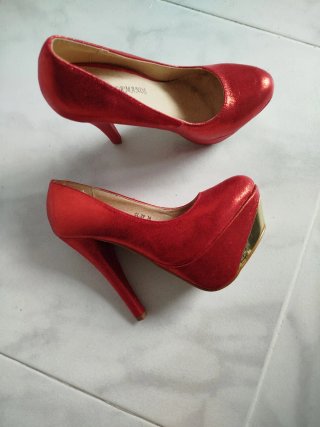 Zapatos rojos tacón talla 36